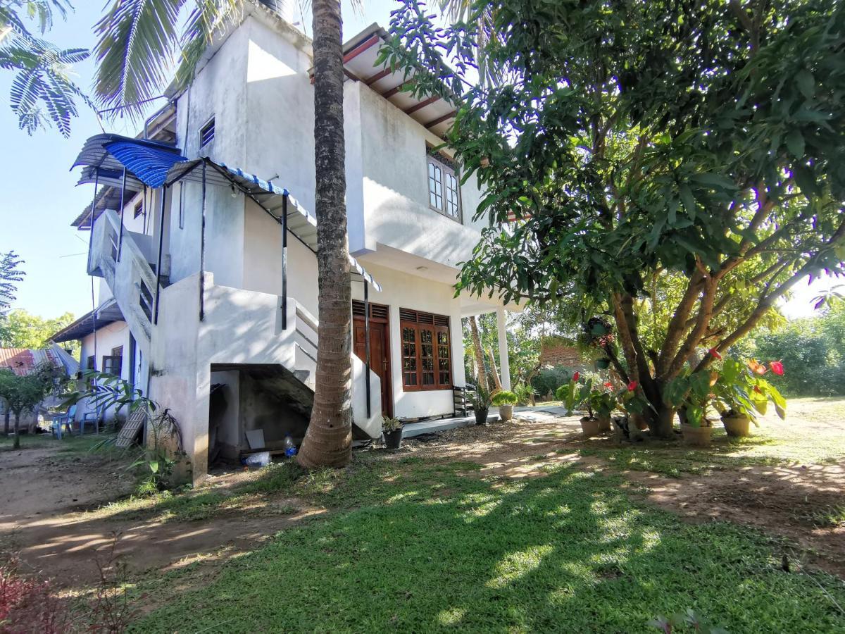 Mango Shade Weligama Apartment Bagian luar foto